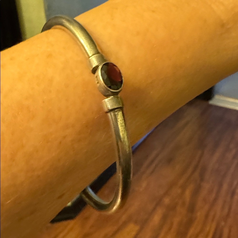 Vintage 1970’s Red Stone Sterling Silver Bracelet - Picture 10 of 11